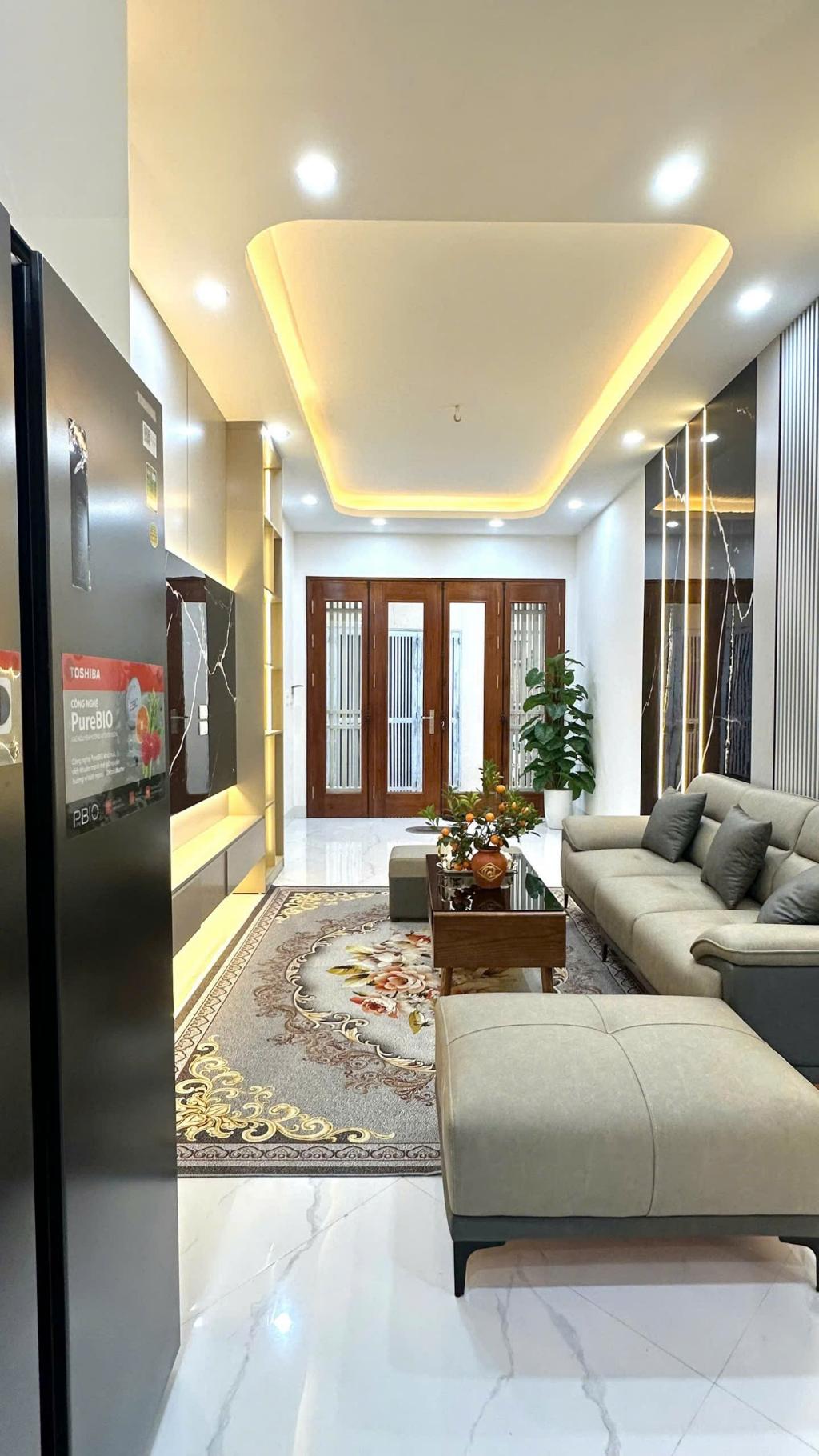 Bán nhà Nguyễn Chính-Tân Mai, 36m2 x 5T căn góc, ngõ thông, ô tô 20m. Giá 7,4 tỷ - Ảnh 2